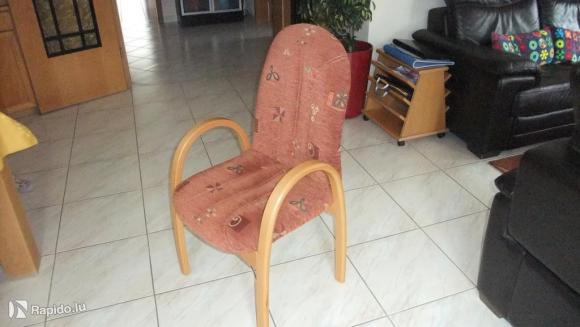 8 Chaises- fauteuils